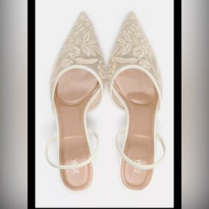 Zara Women's Beige Embroidered Heels